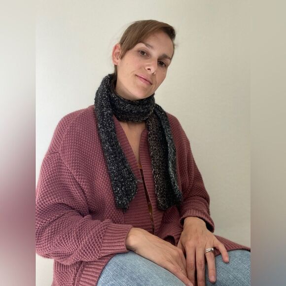 Scarf Handmade Acrylic Dark Teal Grey Purple NEW Soft Outdoor Winter - Picture 3 of 7